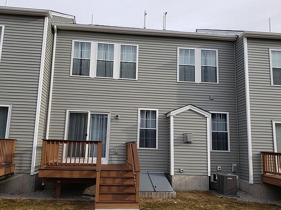 2nd image of 135 Stonehaven Dr