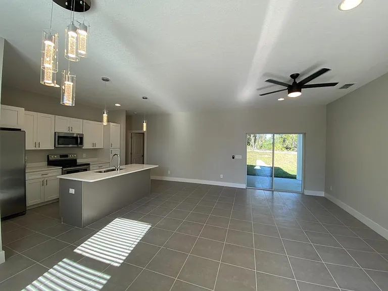 1245 James Ln — Photo 6