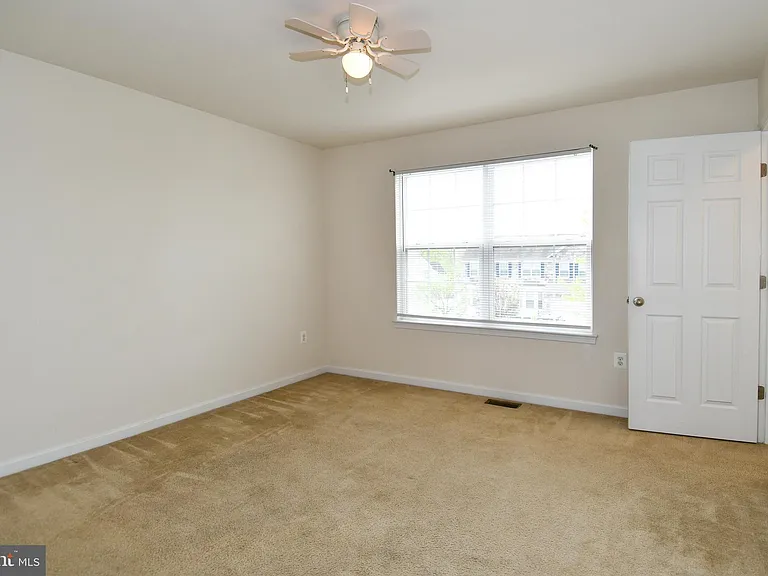 3082 American Eagle Blvd — Photo 31
