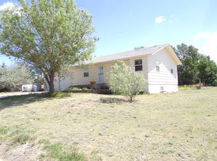 407 N Barton St, Syracuse, KS 67878