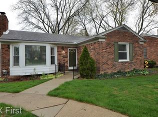 2605 W Webster Rd, Royal Oak, MI 48073
