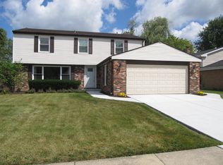 514 E Burr Oak Dr, Arlington Heights, IL 60004