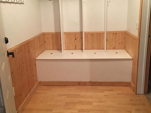 Mud room off of garage