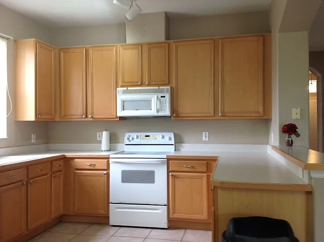 3913 Shawn Cir — Photo 5
