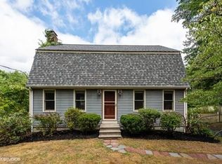 39 Howland Rd, Lakeville, MA 02347