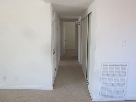 5th image of 4340 Parkdale Ave