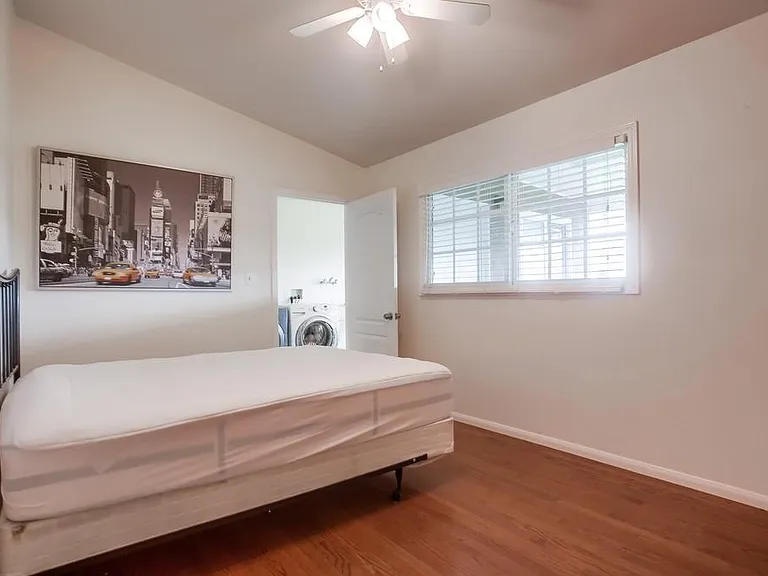 4402 Mount Lindsey Ave — Photo 46