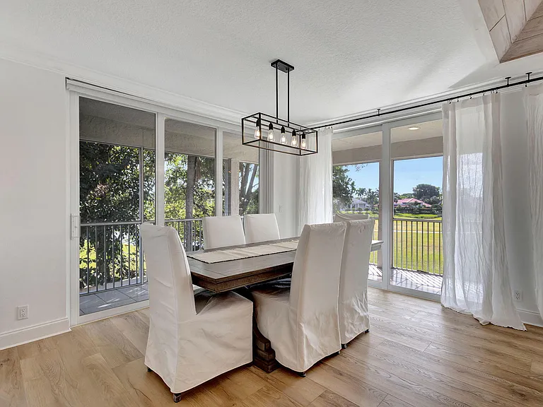 11839 Pebblewood Dr — Photo 19