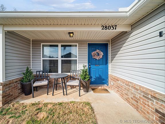 3rd image of 28037 E 148th Pl S
