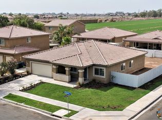 1599 Farmer Dr, El Centro, CA 92243