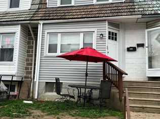 529 Millbank Rd, Upper Darby, PA 19082