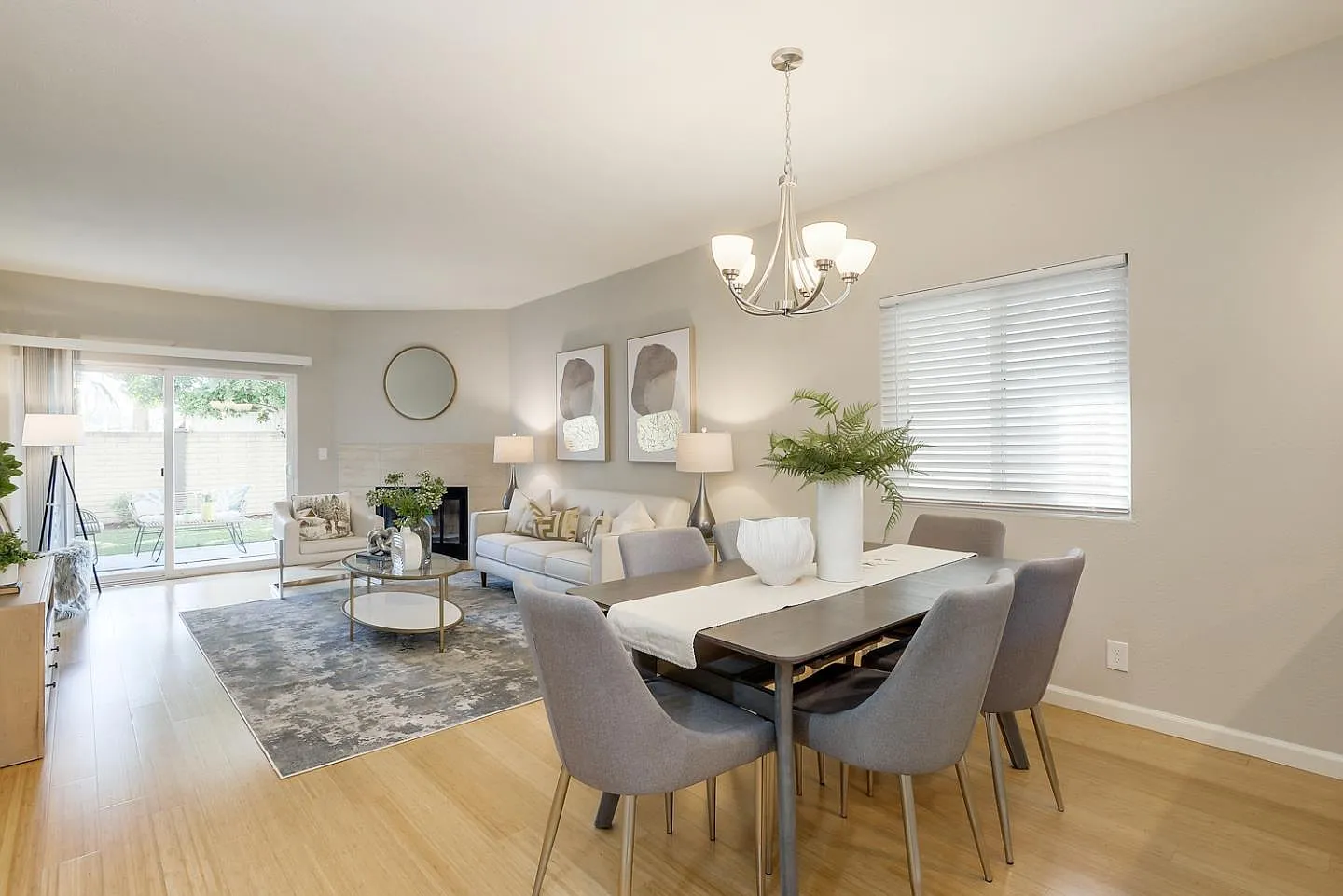 2 bed, 1062 sqft, $4,450 — Photo 3
