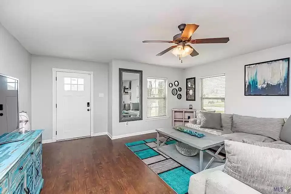 42322 Palmstone Ave — Photo 3