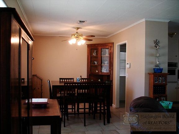 5th image of 809 Kiester Ln