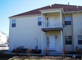 102 Louie Ln, Hampshire, IL 60140