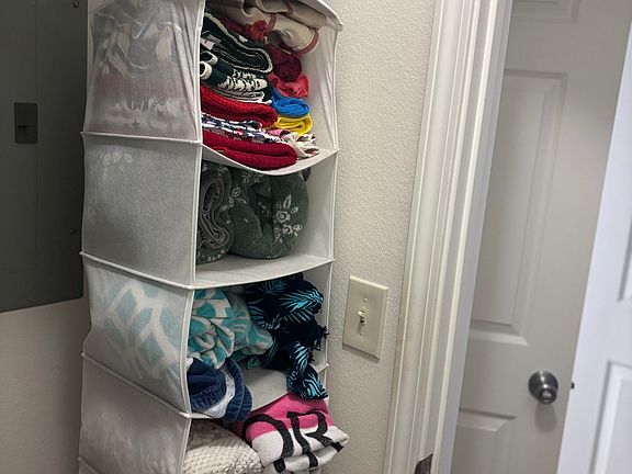 3rd image of 4802 51st St W APT 612