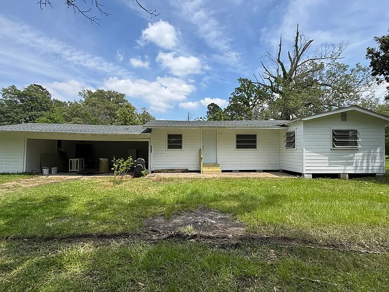 1653 Effie Hwy — Photo 2