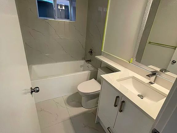 4th image of 6060 Brooks Cres #14