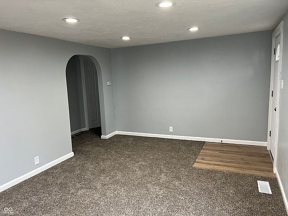 5th image of 1105 Danville Ave