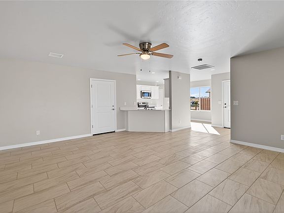 5th image of 10083 N Larkspur Drive