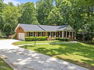 3204 Manor Ridge Dr, Raleigh, NC 27603