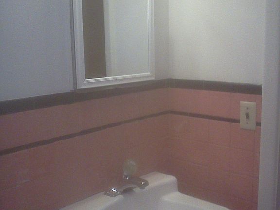 3/4 bath off living room