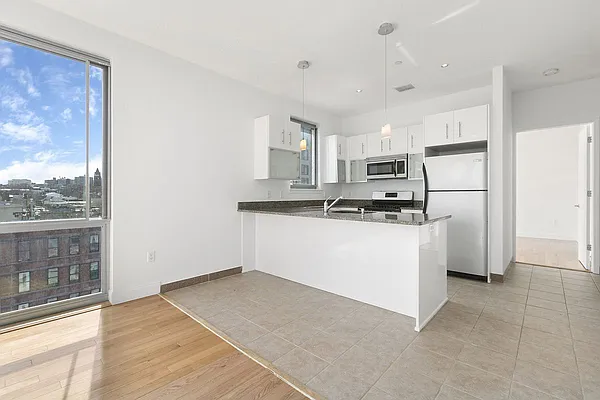 Rented by Highline Residential | media 3