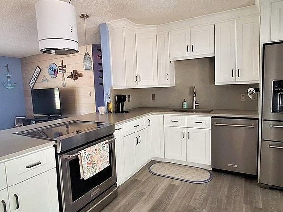 5th image of 40 SE CHINICA DRIVE