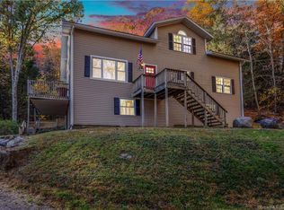 108 Old Good Hill Rd, Oxford, CT 06478