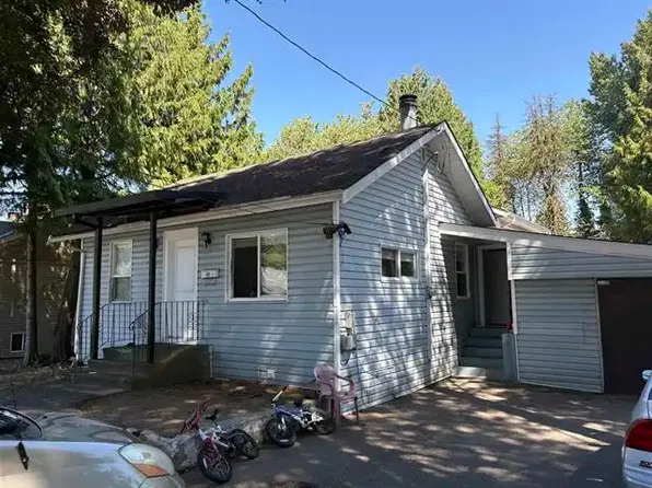 14165 Park Dr #1A, Surrey, BC V3R 5N6