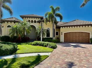 423 Swiss Ct, Marco Island, FL 34145