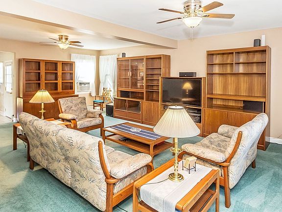 3rd image of 1180 Alcyon Pl