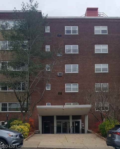 1st image of 1565 Center Ave #3A-653A