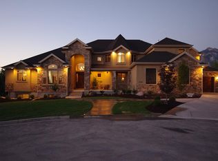 2114 E Dimple Dell Rd, Sandy, UT 84092