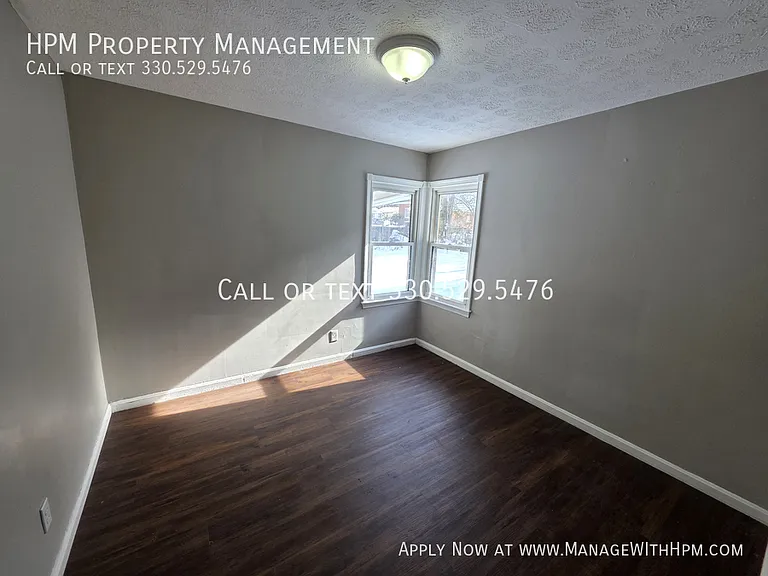 1047 Yukon Ave — Photo 9