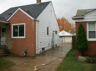 6093 Warwick St, Detroit, MI 48228