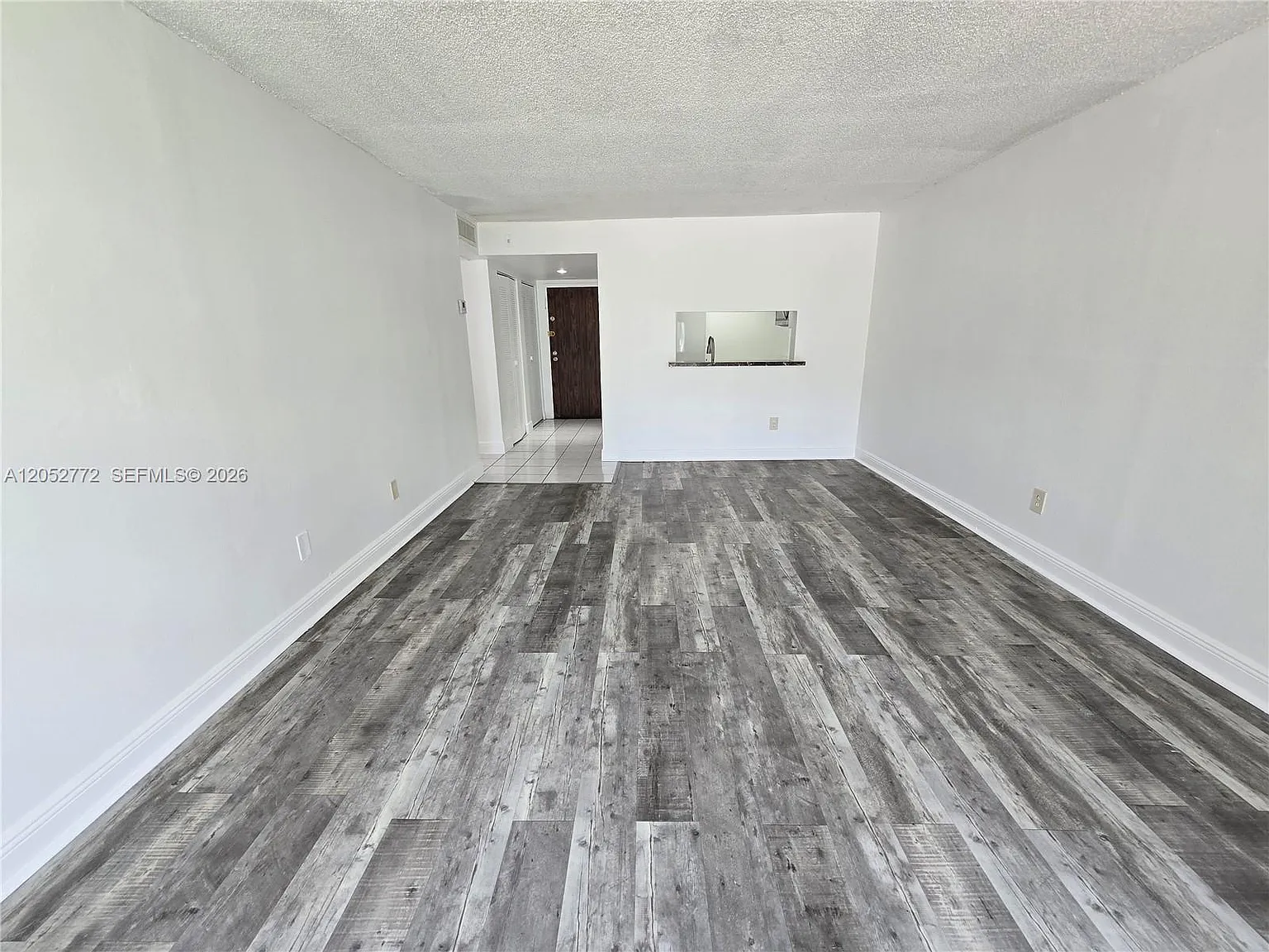 Montecarlo Condo — Photo 2