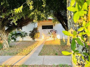 260 Davis Rd, Palm Springs, FL 33461