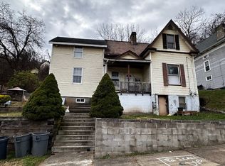 231 Seneca St, Turtle Creek, PA 15145