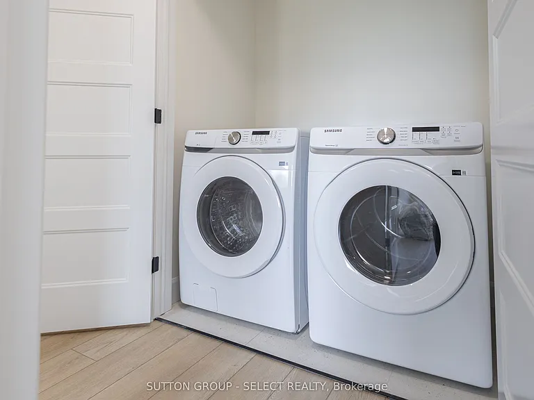 233 Upper Queen St #18 — Photo 29