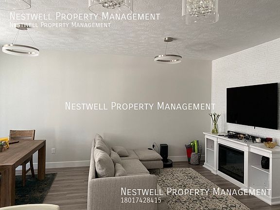 3rd image of 15037 S Wild Horse Way