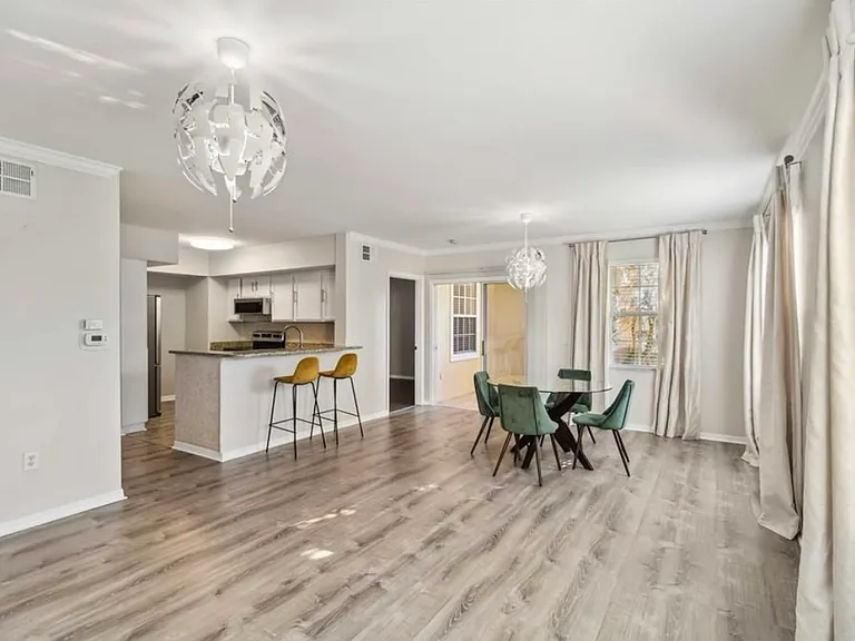 1010 Villagio Cir #108 — Photo 20