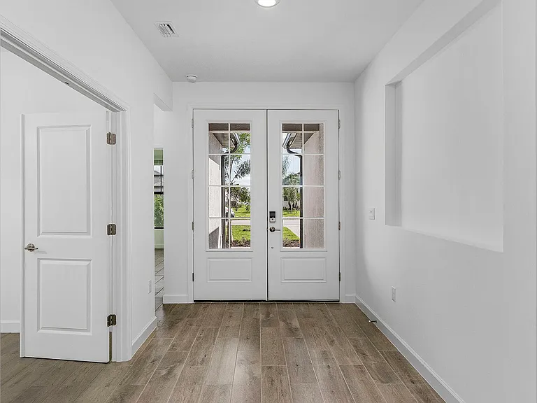 20945 Napa Loop — Photo 8