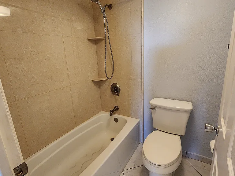 1200 NW 87th Ave #109 — Photo 10