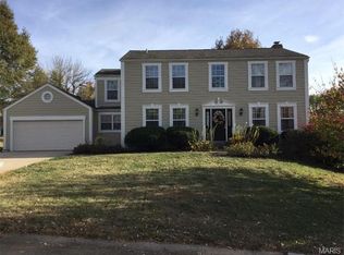 27 Misty Ridge Ct, Saint Charles, MO 63304