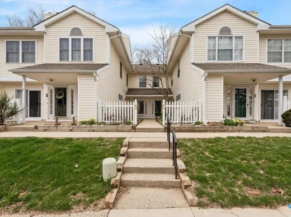 90 Bayberry Ct, Glen Mills, PA 19342