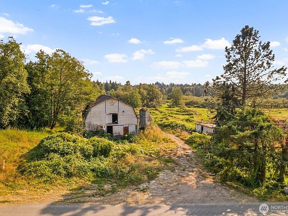 4th image of 21314 Starbird Road