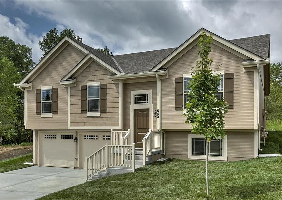 1st image of 624 N Rockwell Ct