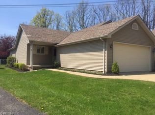 669 Barrett Rd, Berea, OH 44017