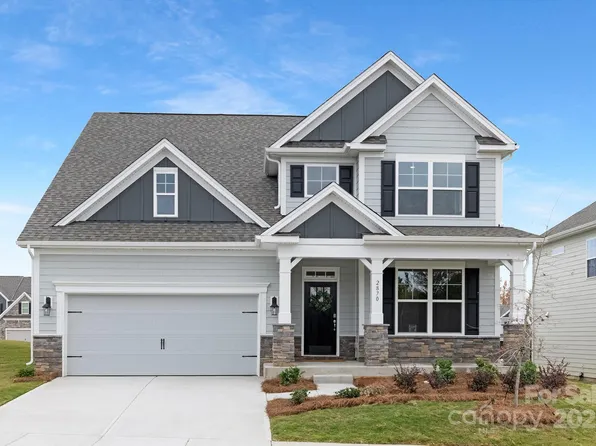 2870 Atwater Pond Cir, Denver, NC 28037